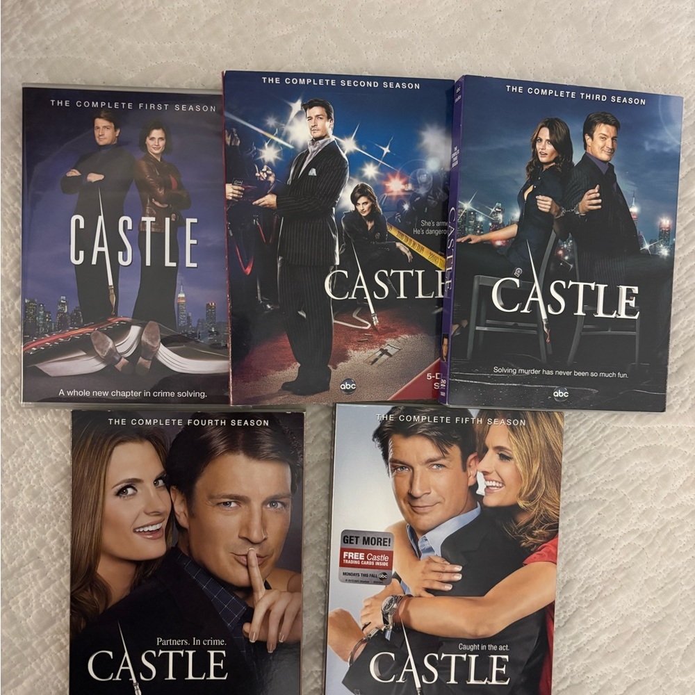 Castle TV Series DVD Collection Seasons 1-5